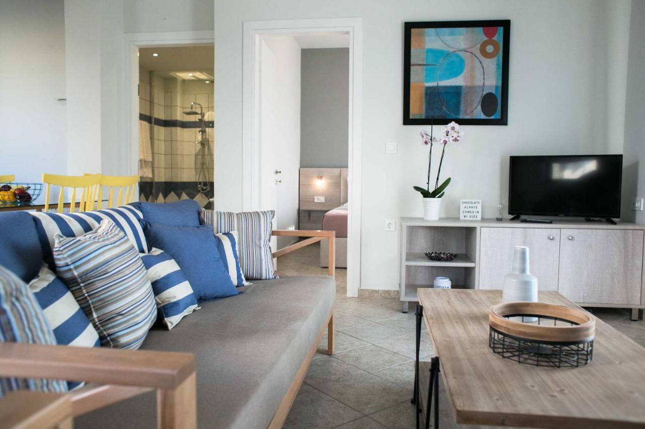 Mike'S Apartment I Luxury Above The Sea Kíssamos Eksteriør bilde
